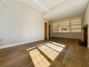 Photo 40- click for photo gallery